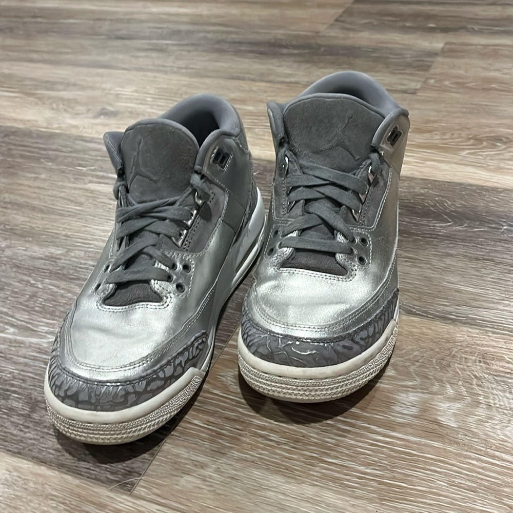 Silver Jordan Retro